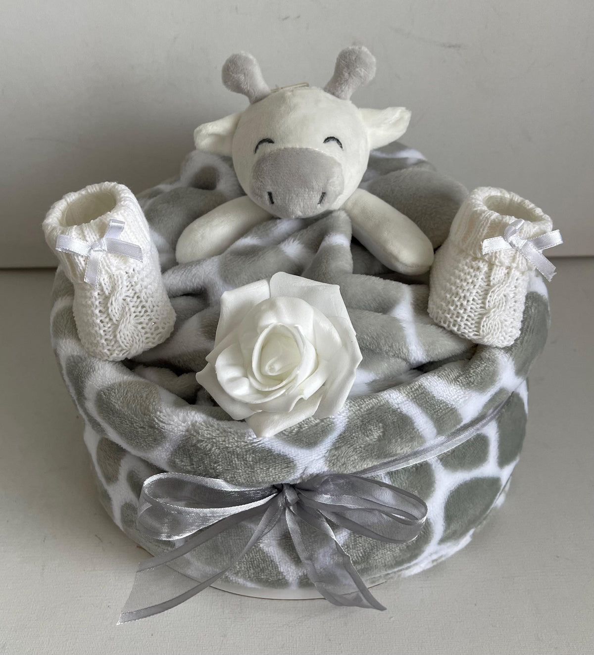 Giraffe Nappy Cake, Baby Shower Gift Set, Comforter, Blanket, Bootees