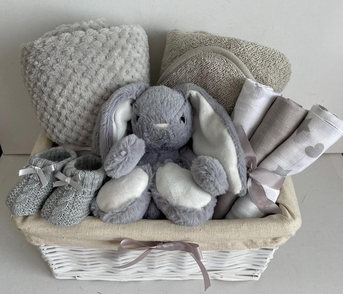 Neutral Baby Gift Hamper | Newborn Baby Gift Basket | Unisex Baby Shower Gift | Luxury Wicker Baby Hamper