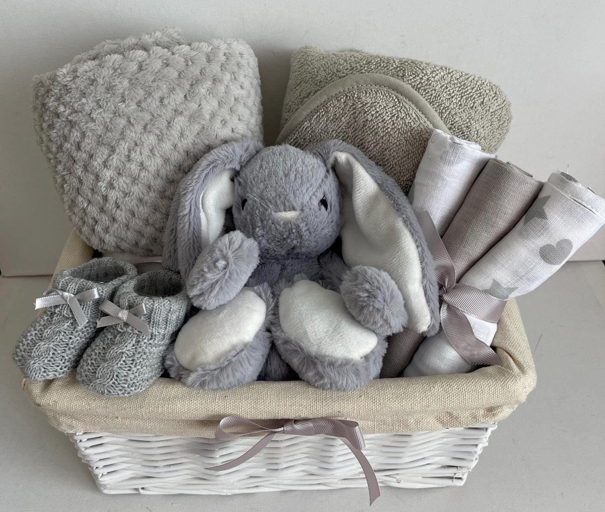 Neutral Baby Gift Hamper | Newborn Baby Gift Basket | Unisex Baby Shower Gift | Luxury Wicker Baby Hamper