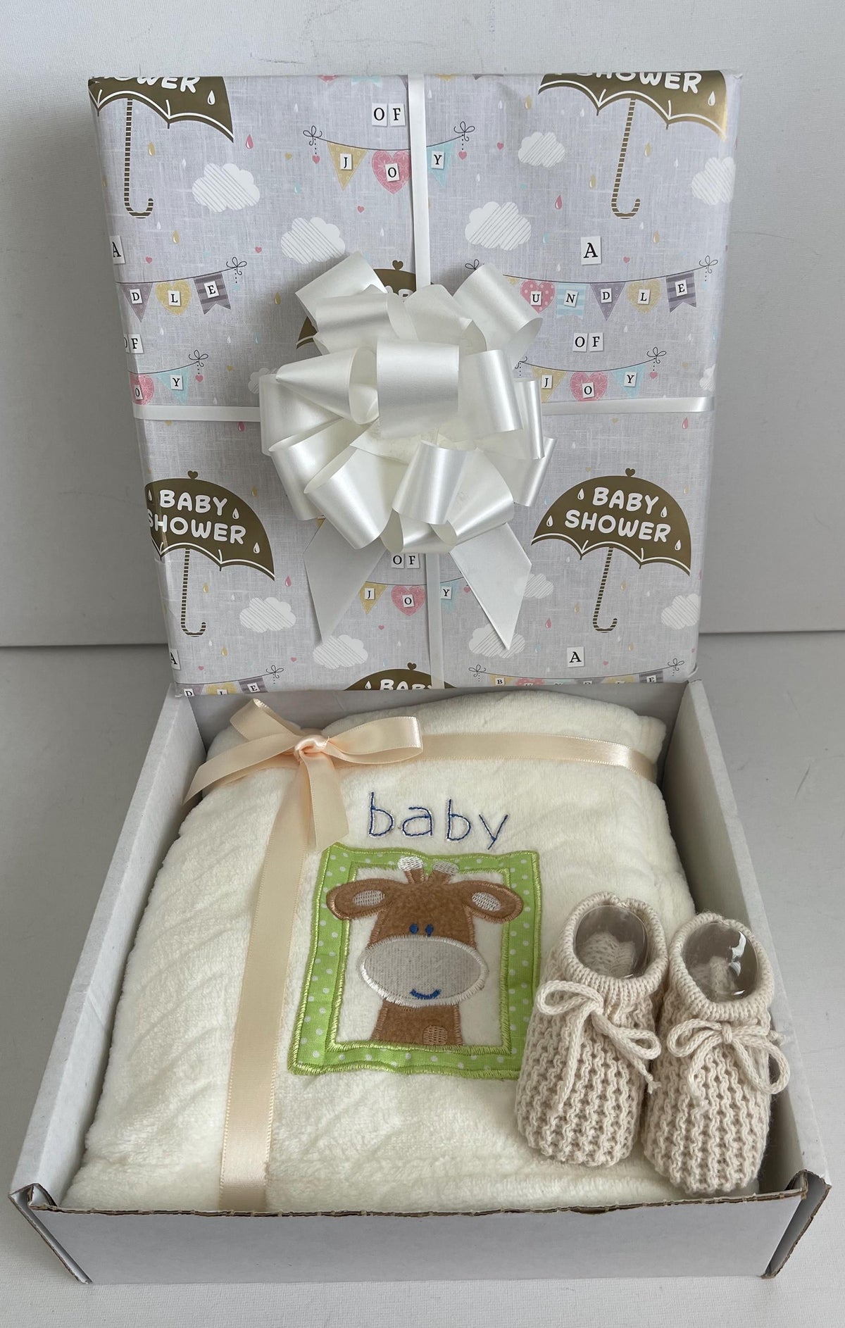 Luxury Baby Gift Set Blanket & Bootees
